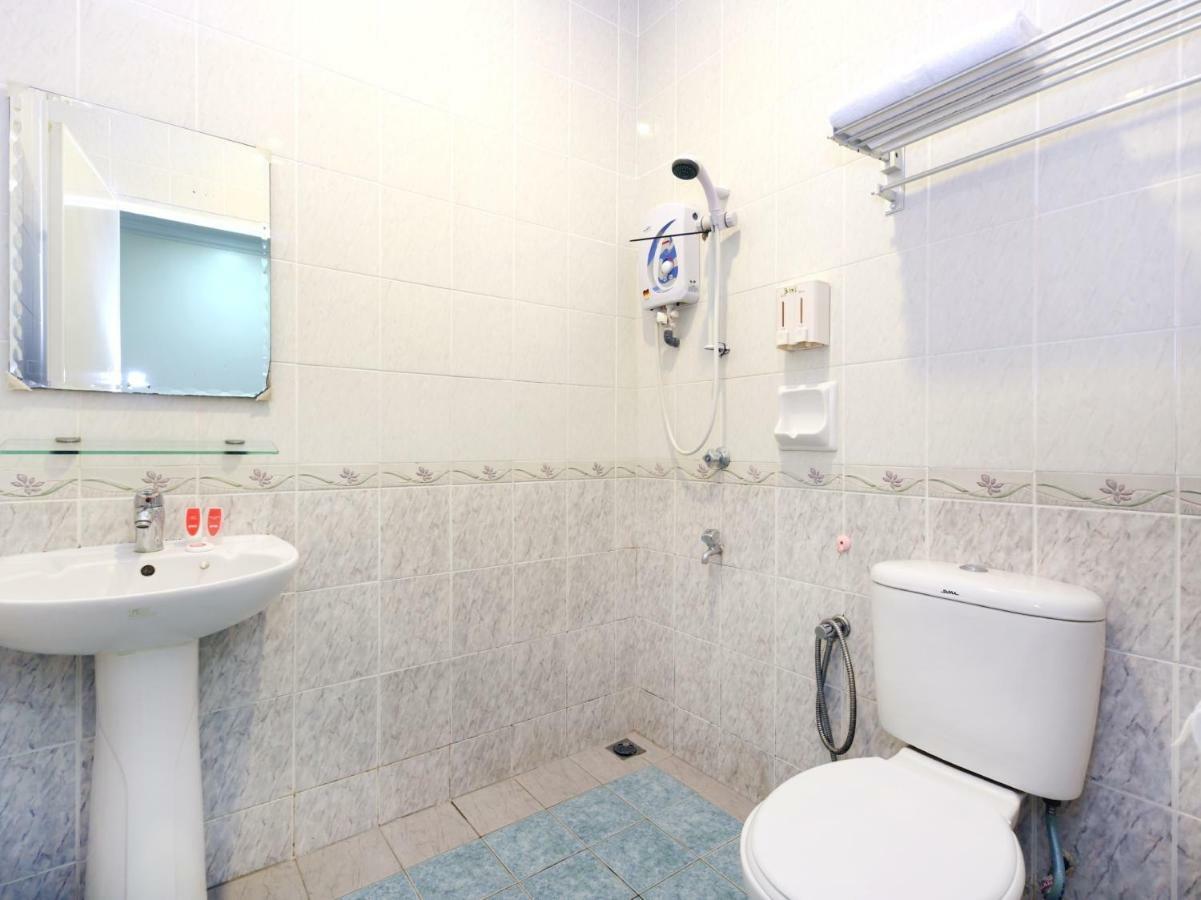 Oyo 750 Comfort Hotel Κότα Κιναμπαλού Εξωτερικό φωτογραφία