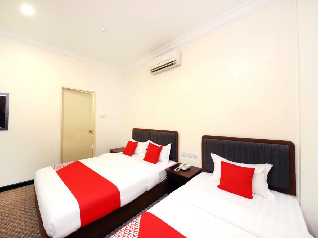 Oyo 750 Comfort Hotel Κότα Κιναμπαλού Εξωτερικό φωτογραφία