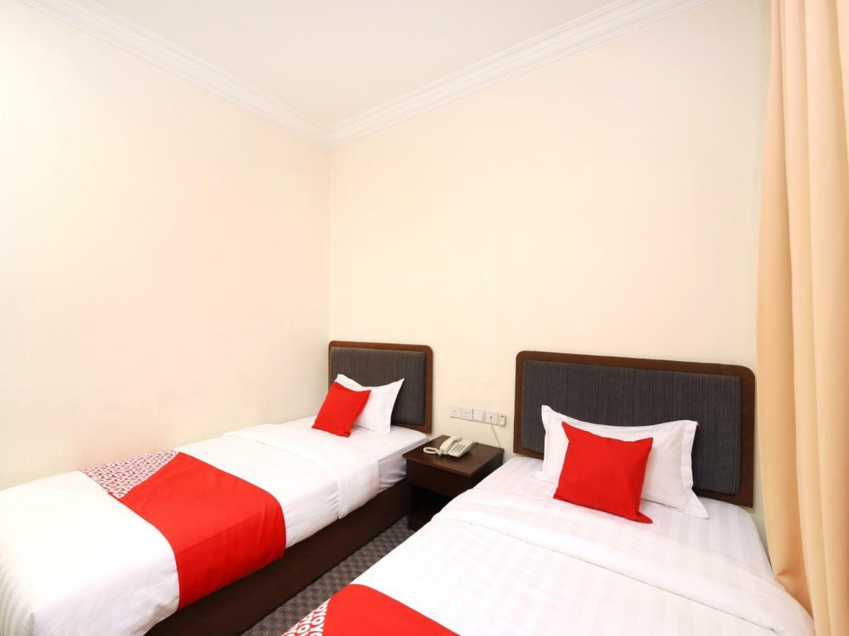 Oyo 750 Comfort Hotel Κότα Κιναμπαλού Εξωτερικό φωτογραφία