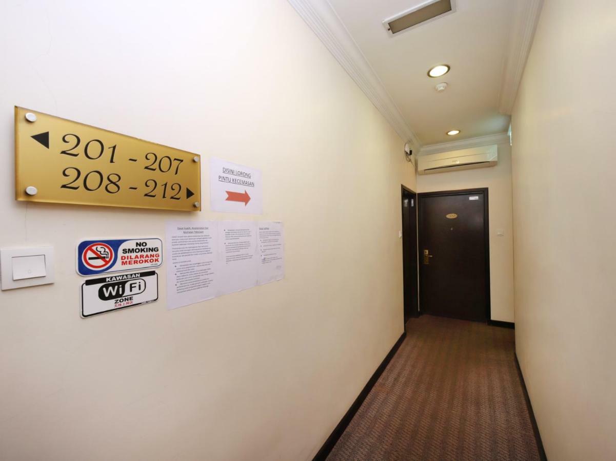 Oyo 750 Comfort Hotel Κότα Κιναμπαλού Εξωτερικό φωτογραφία