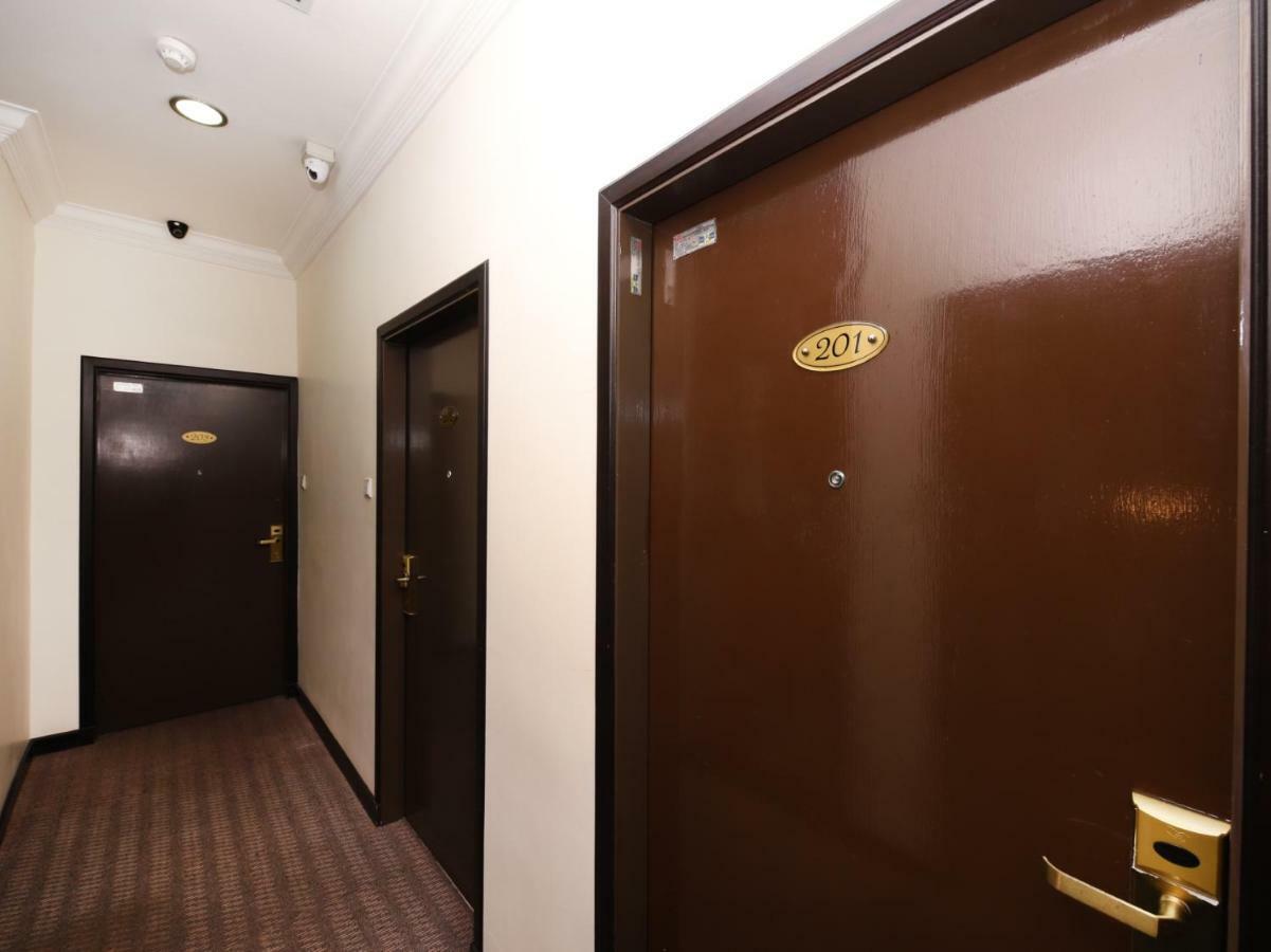 Oyo 750 Comfort Hotel Κότα Κιναμπαλού Εξωτερικό φωτογραφία