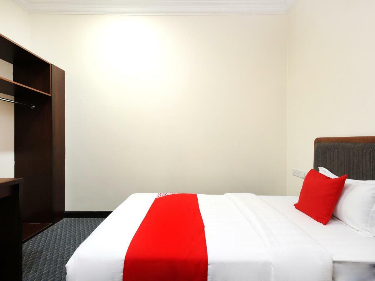 Oyo 750 Comfort Hotel Κότα Κιναμπαλού Εξωτερικό φωτογραφία