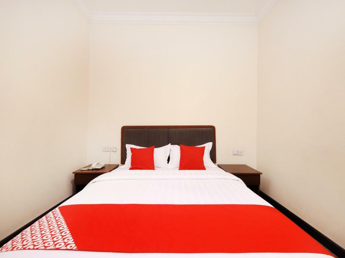 Oyo 750 Comfort Hotel Κότα Κιναμπαλού Εξωτερικό φωτογραφία