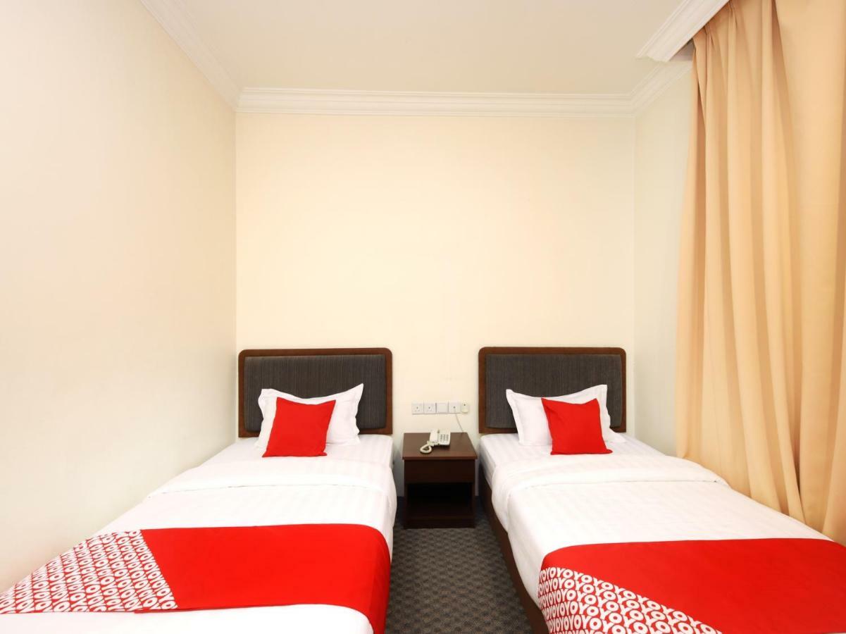 Oyo 750 Comfort Hotel Κότα Κιναμπαλού Εξωτερικό φωτογραφία