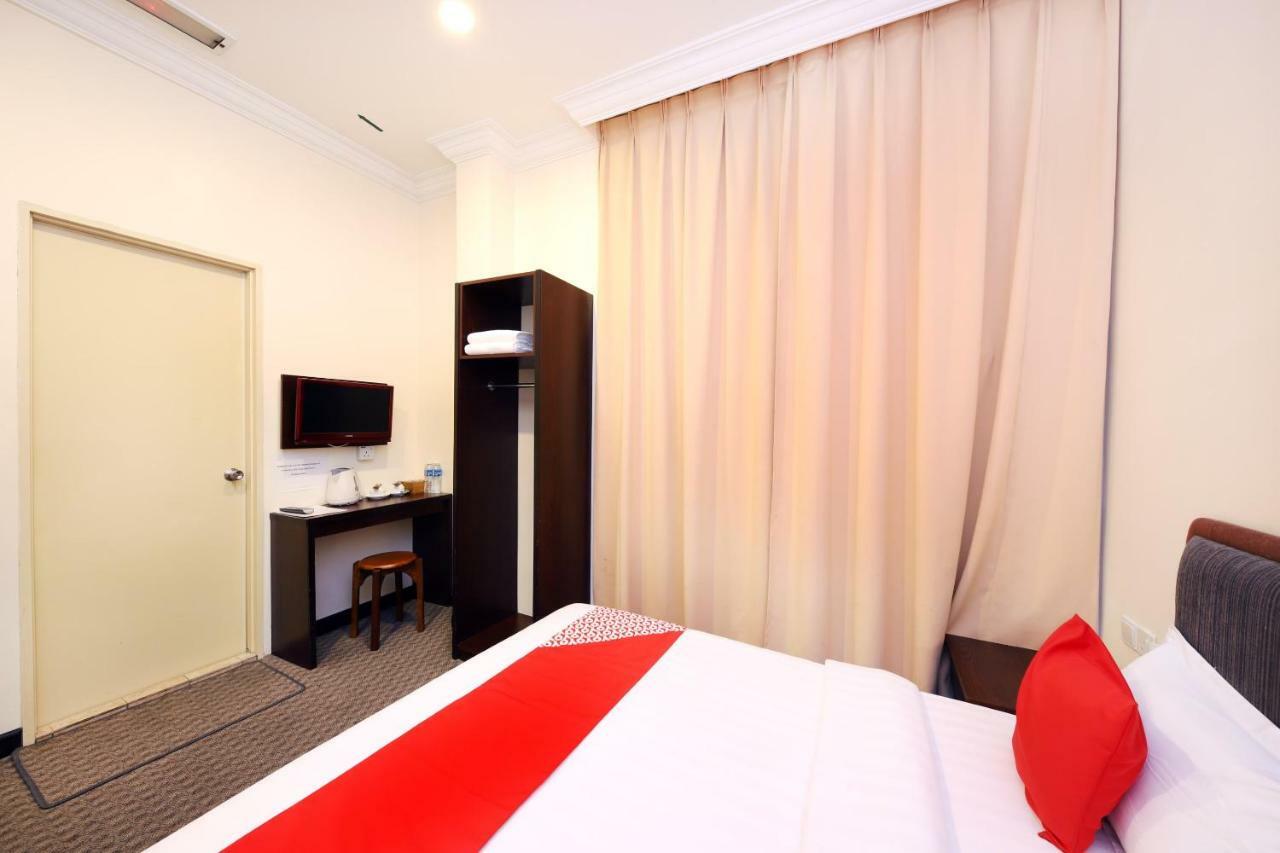 Oyo 750 Comfort Hotel Κότα Κιναμπαλού Εξωτερικό φωτογραφία