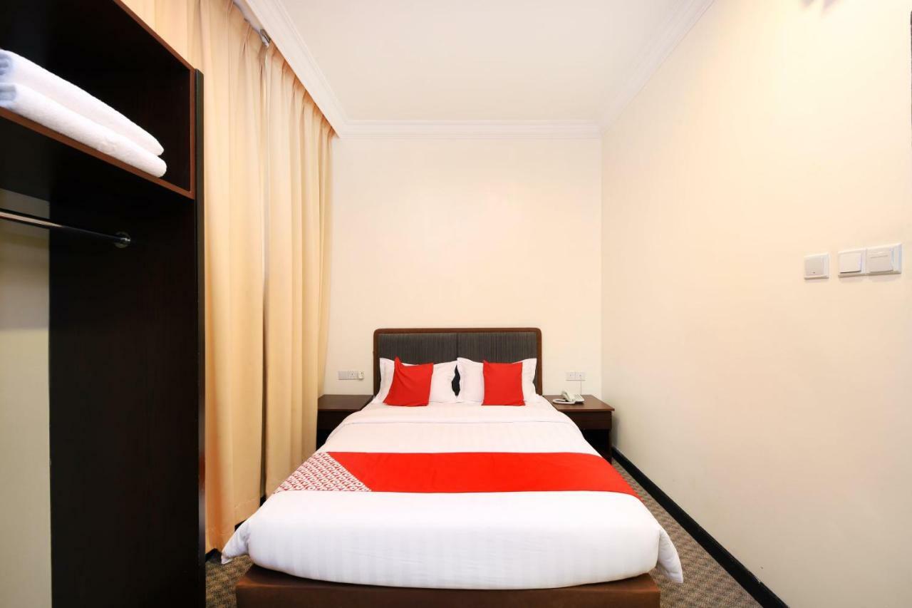 Oyo 750 Comfort Hotel Κότα Κιναμπαλού Εξωτερικό φωτογραφία