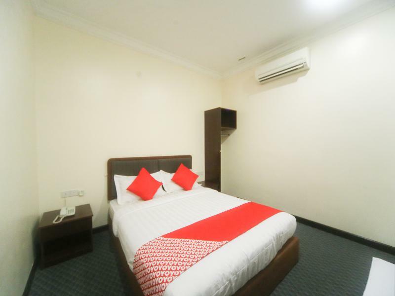 Oyo 750 Comfort Hotel Κότα Κιναμπαλού Εξωτερικό φωτογραφία