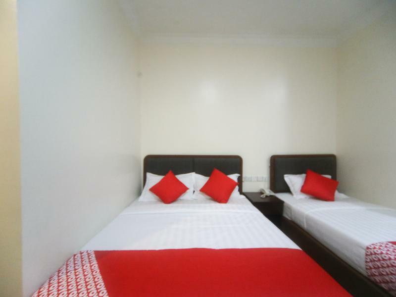 Oyo 750 Comfort Hotel Κότα Κιναμπαλού Εξωτερικό φωτογραφία